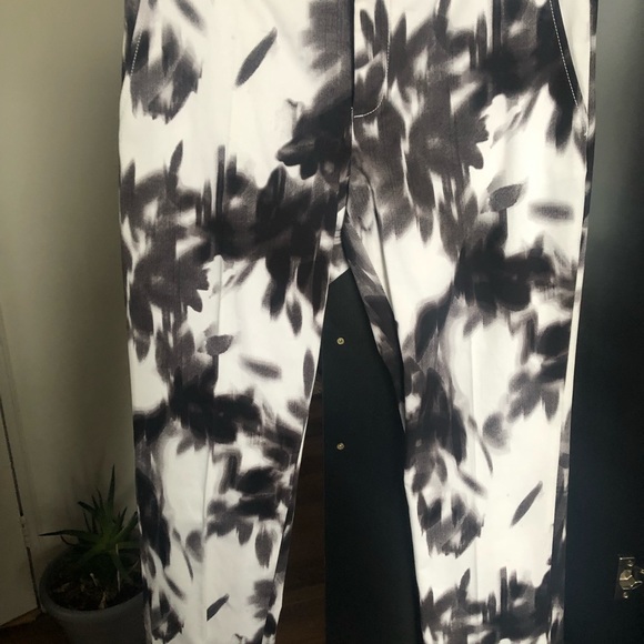 Banana Republic pants in ink spots print. - Picture 1 of 5